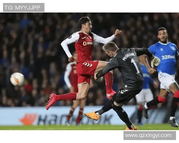 莱比锡主场大胜本菲卡补时进球点燃全场激情瞬间回顾